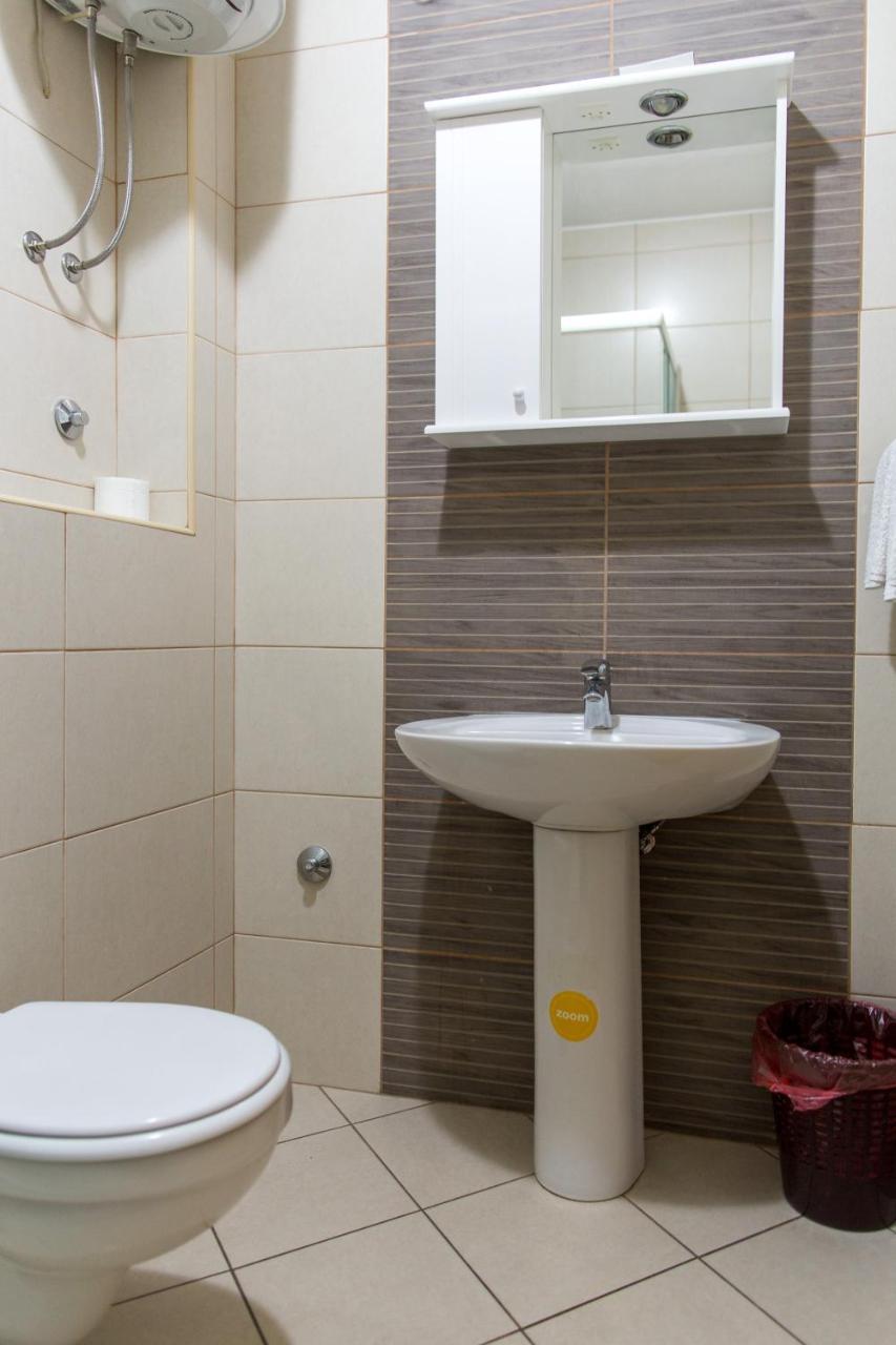 Guest House Mandarina Budva Bagian luar foto