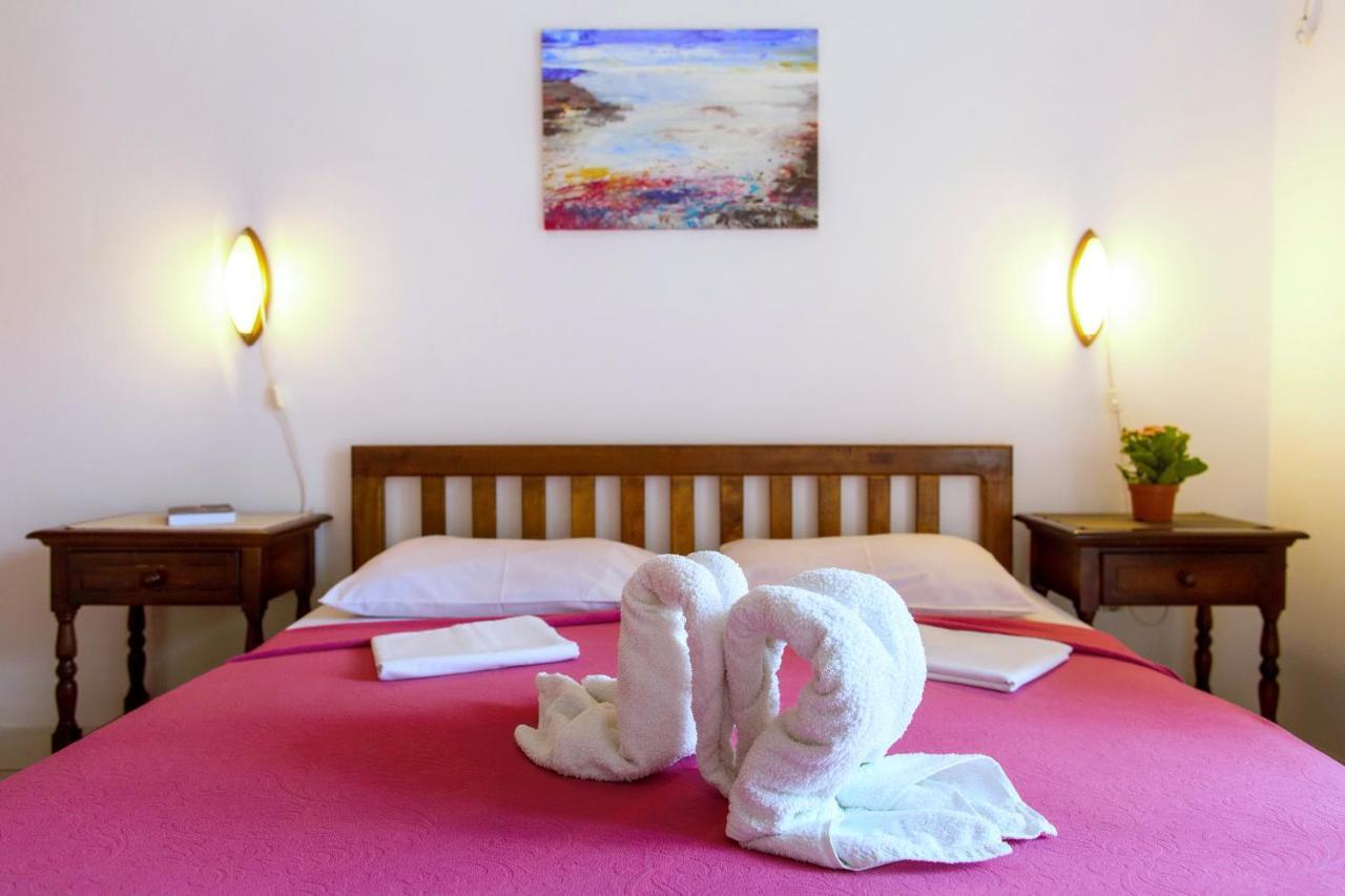 Guest House Mandarina Budva Bagian luar foto